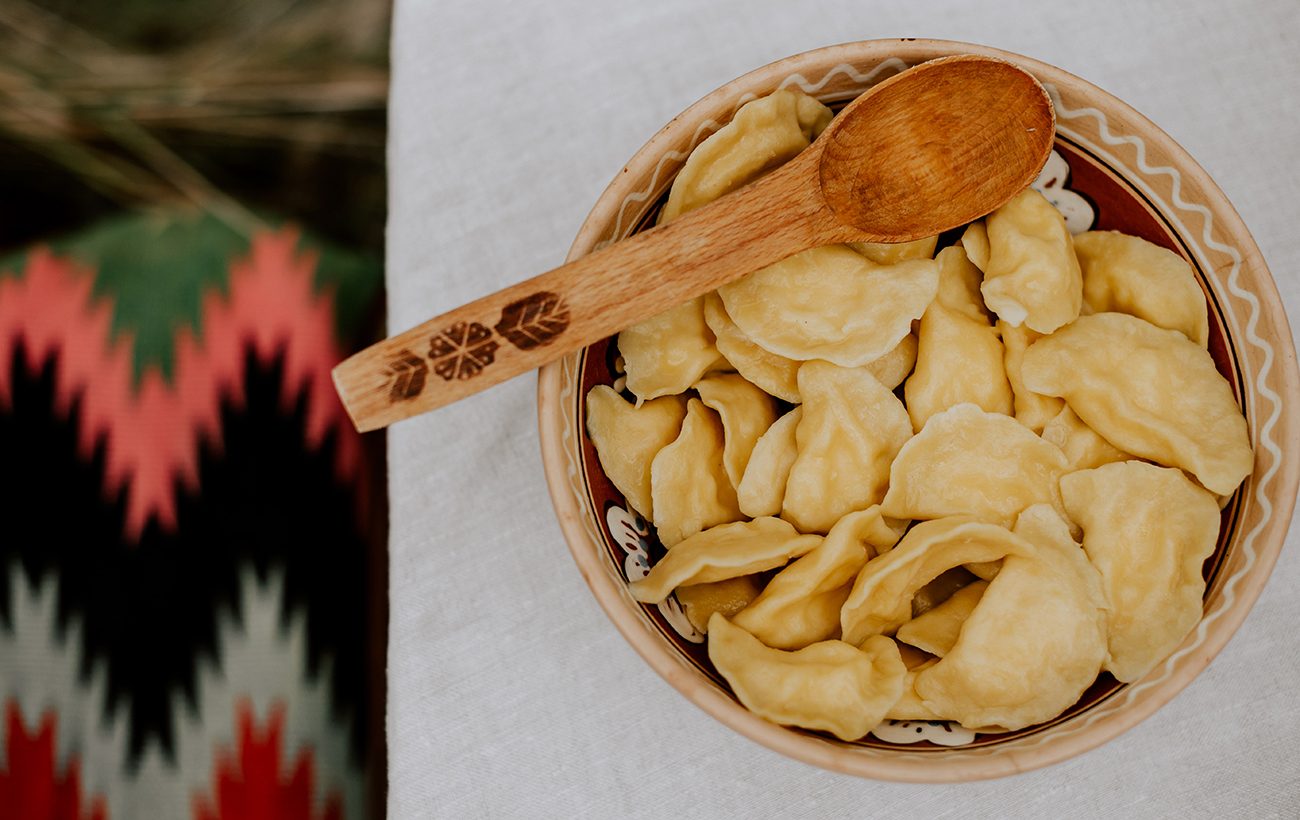 Масниця 2023: найцікавіші традиції, прикмети і заборони Сирного тижня